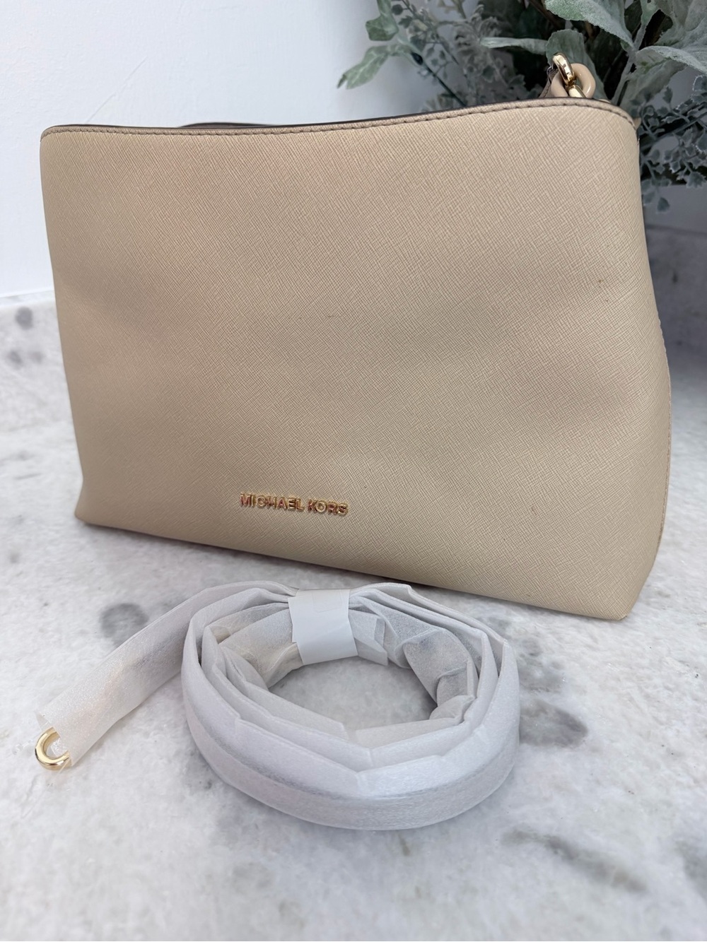 Michael Kors Sophia Shoulder Bag - Picture 9 of 9